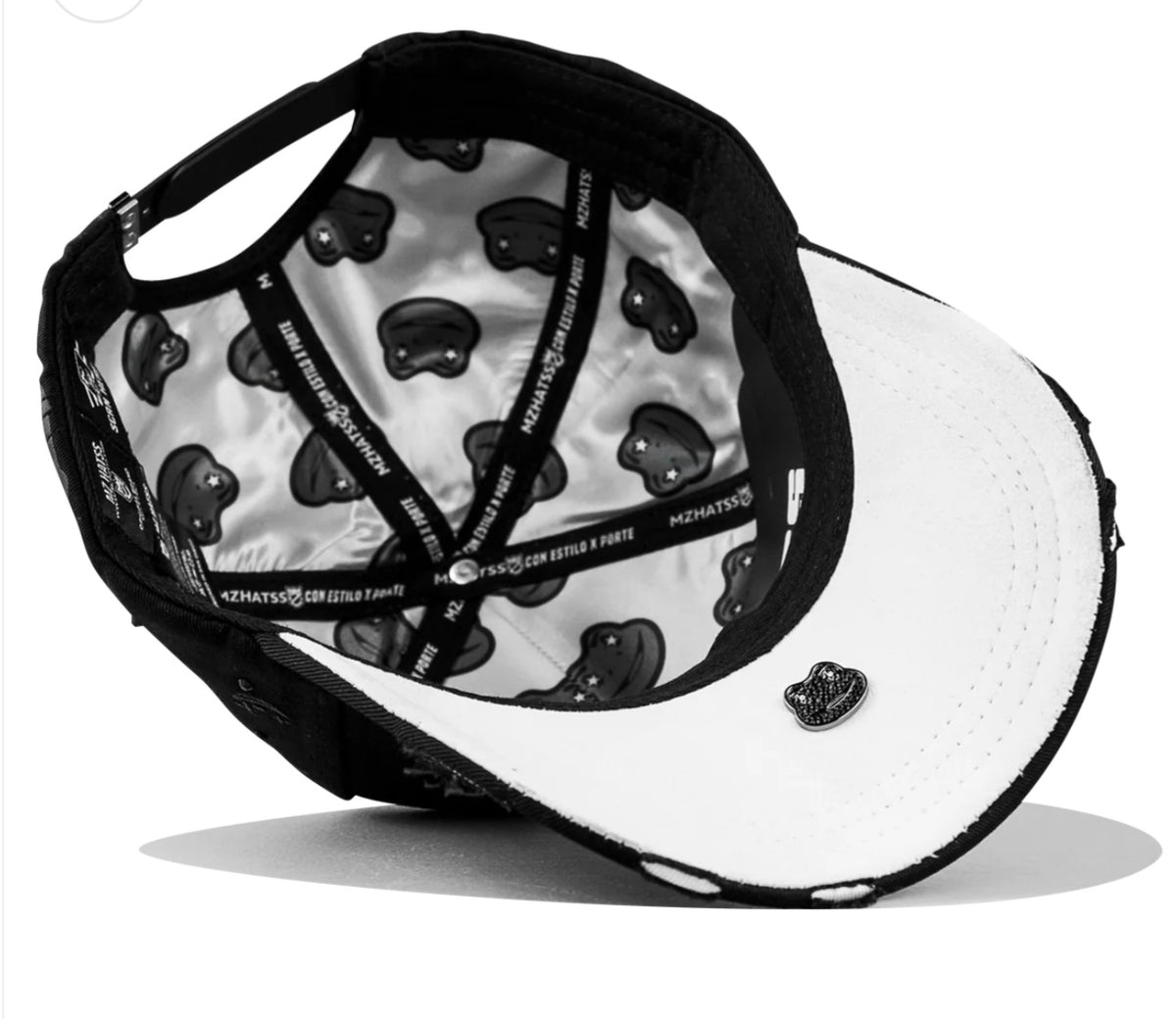 MZ hats |Rico o mu3rto| Ying yang ,color black and white