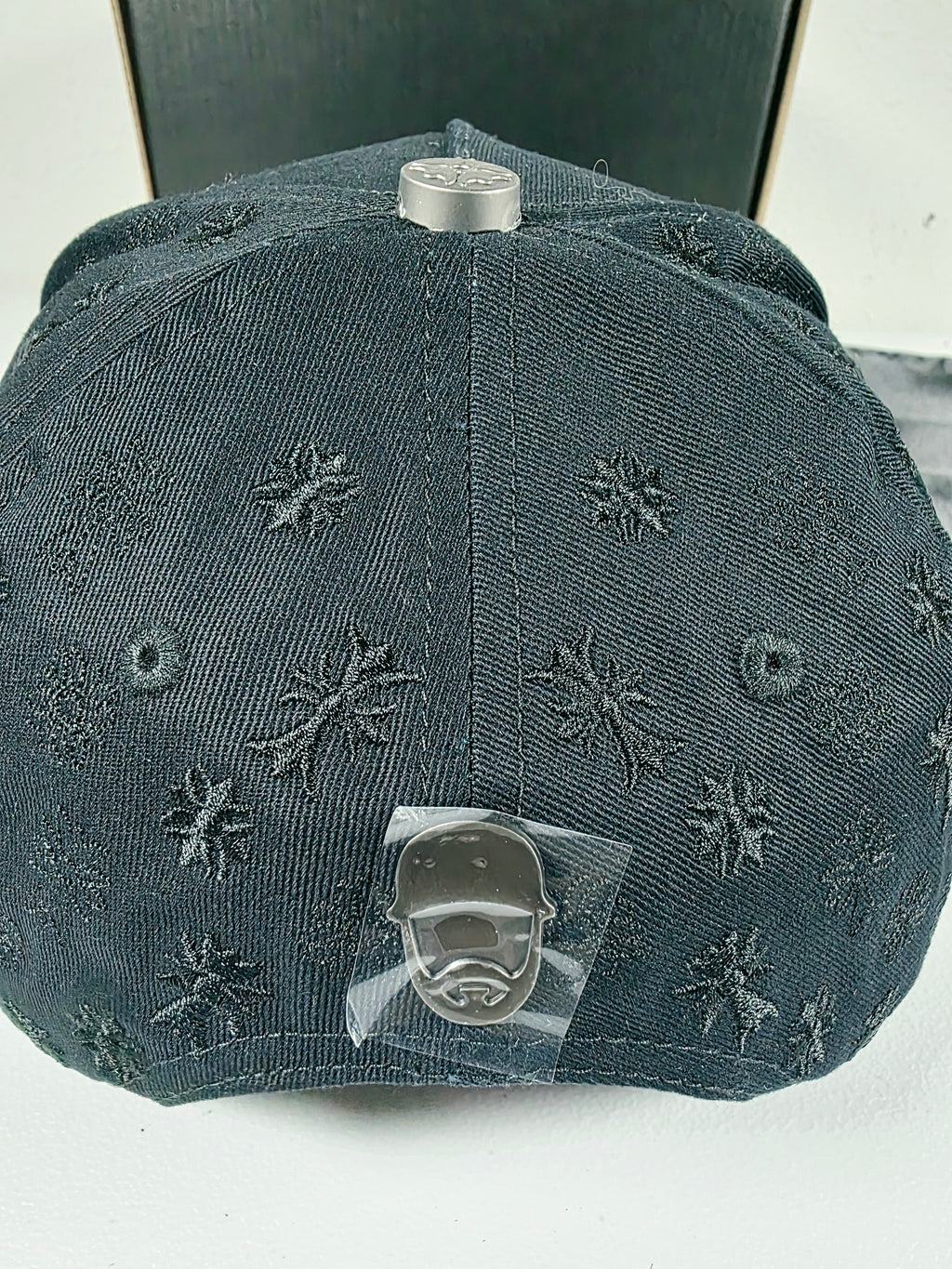 Barbas Hats X Rich The Kid |Chrome Blackout| Full set [Hat,box , dust cover., card and keychain].